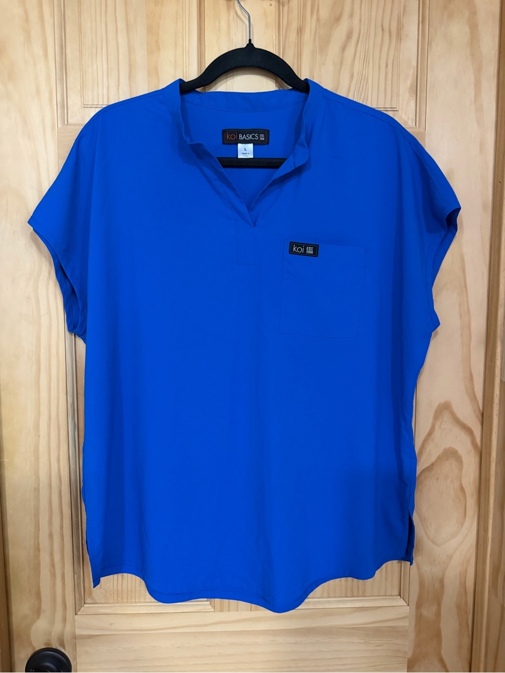 Koi Royal Blue Scrub SET - NWOT